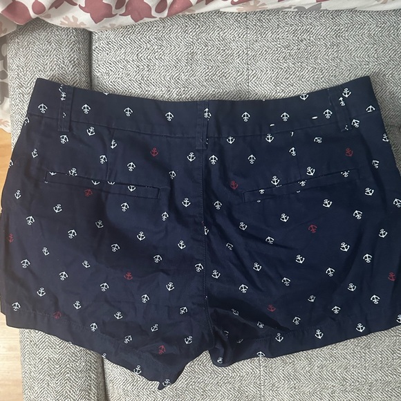 Uniqlo Navy Anchor chino shorts - Picture 2 of 5